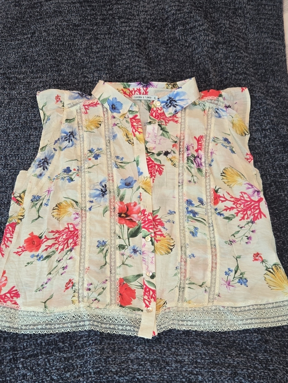 Floral Sleeveless Button-Front Blouse - Cream with Multicolor Floral Print